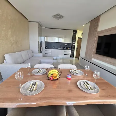 арена изгрев * Burgas City