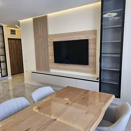 арена изгрев Apartmán Burgas City