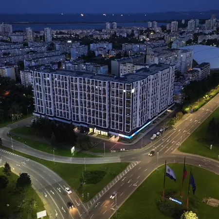 арена изгрев Apartmán Burgas City